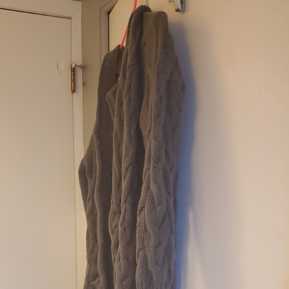 Stretchy